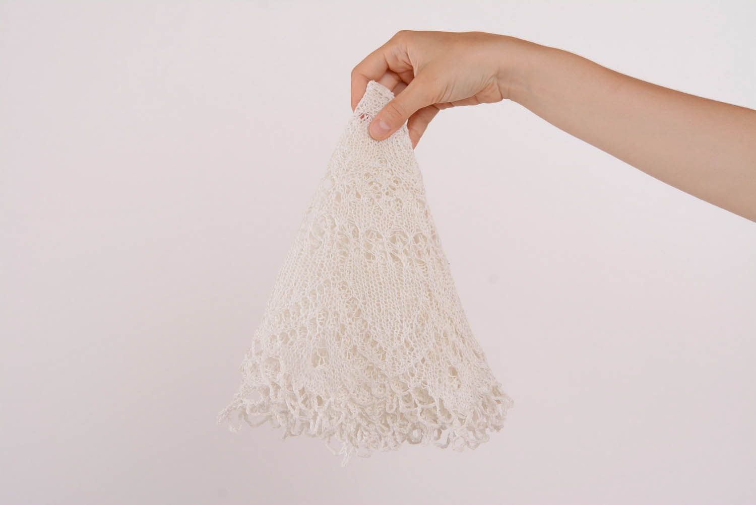 Lace crocheted napkin photo 2