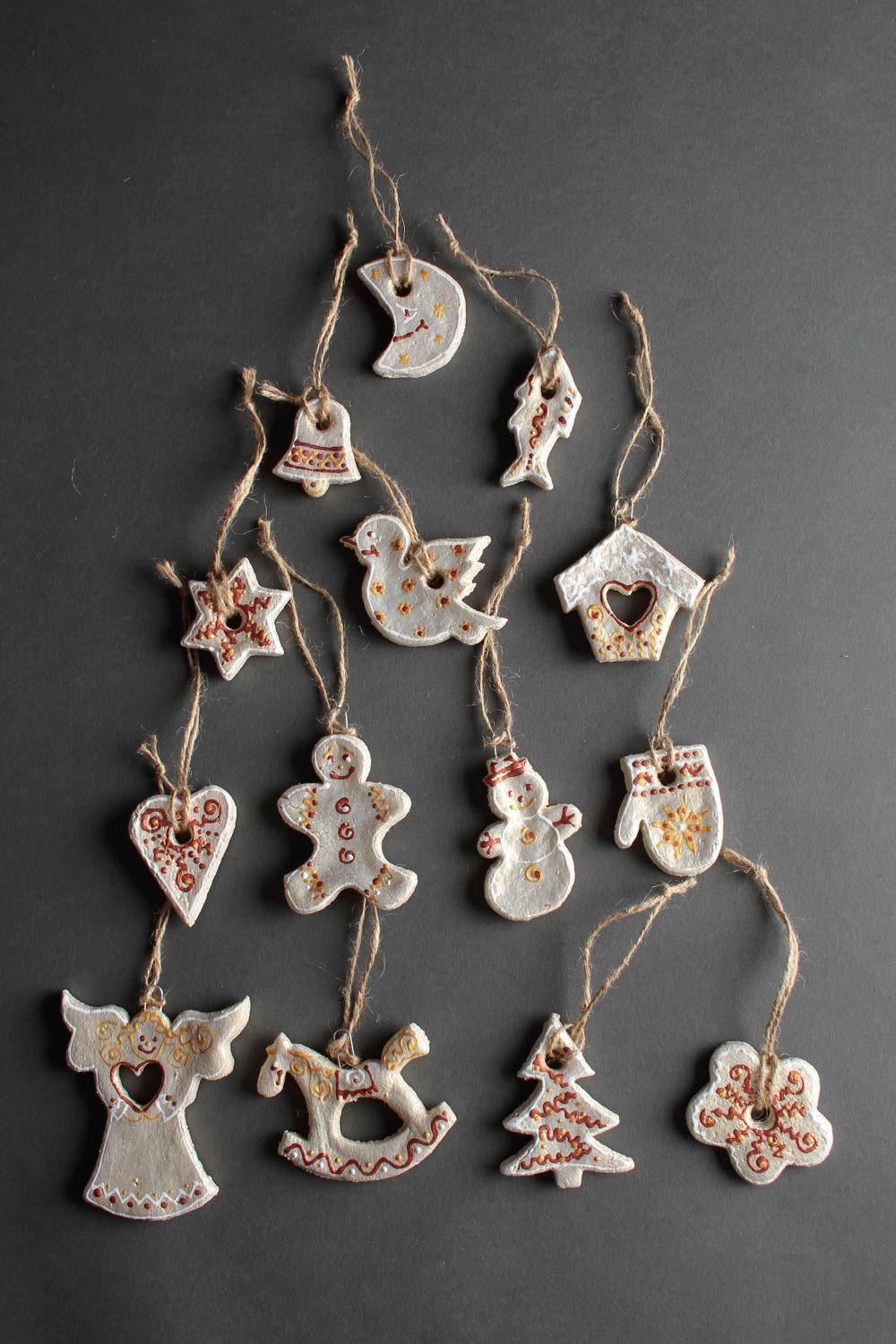 Handgefertigt Deko für Weihnachten Tannenbaum Spielzeuge Figuren aus Salzteig  foto 5