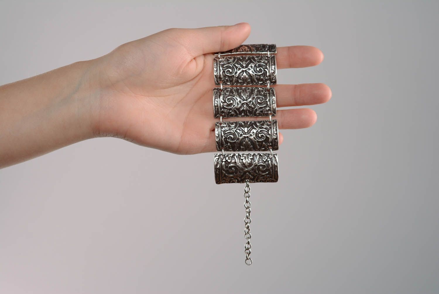 Pulseira de metal feita à mão bracelete femininos artesanais  Trepadeira foto 5