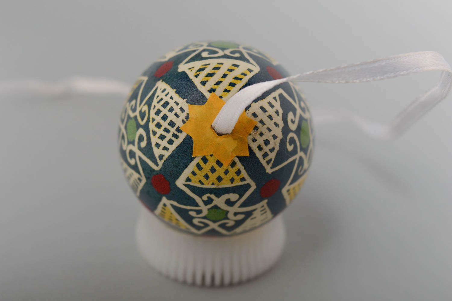 Huevo de Pascua artesanal con ornamentos colgante decorativo adorno para casa  foto 4