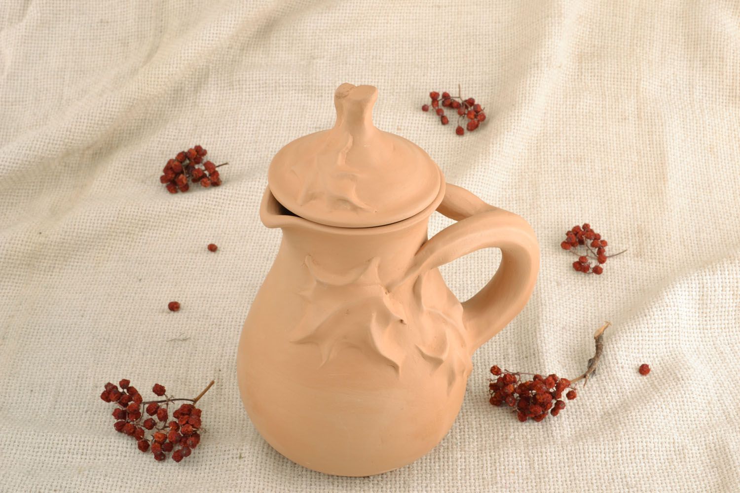 80 oz clay wine jug with handle and lid, and molded ornament 2,9 lb photo 6