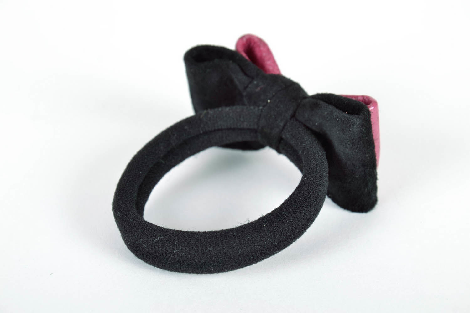 Hair tie made of leather photo 3