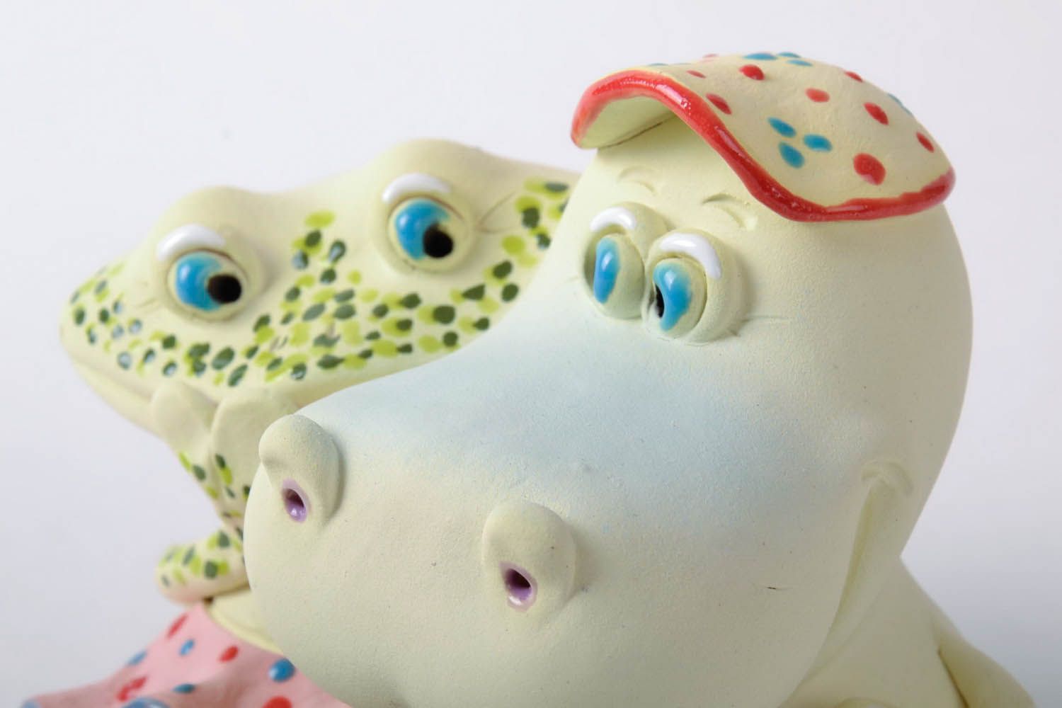 Hucha cerámica “Hipopótamo y rana” foto 2