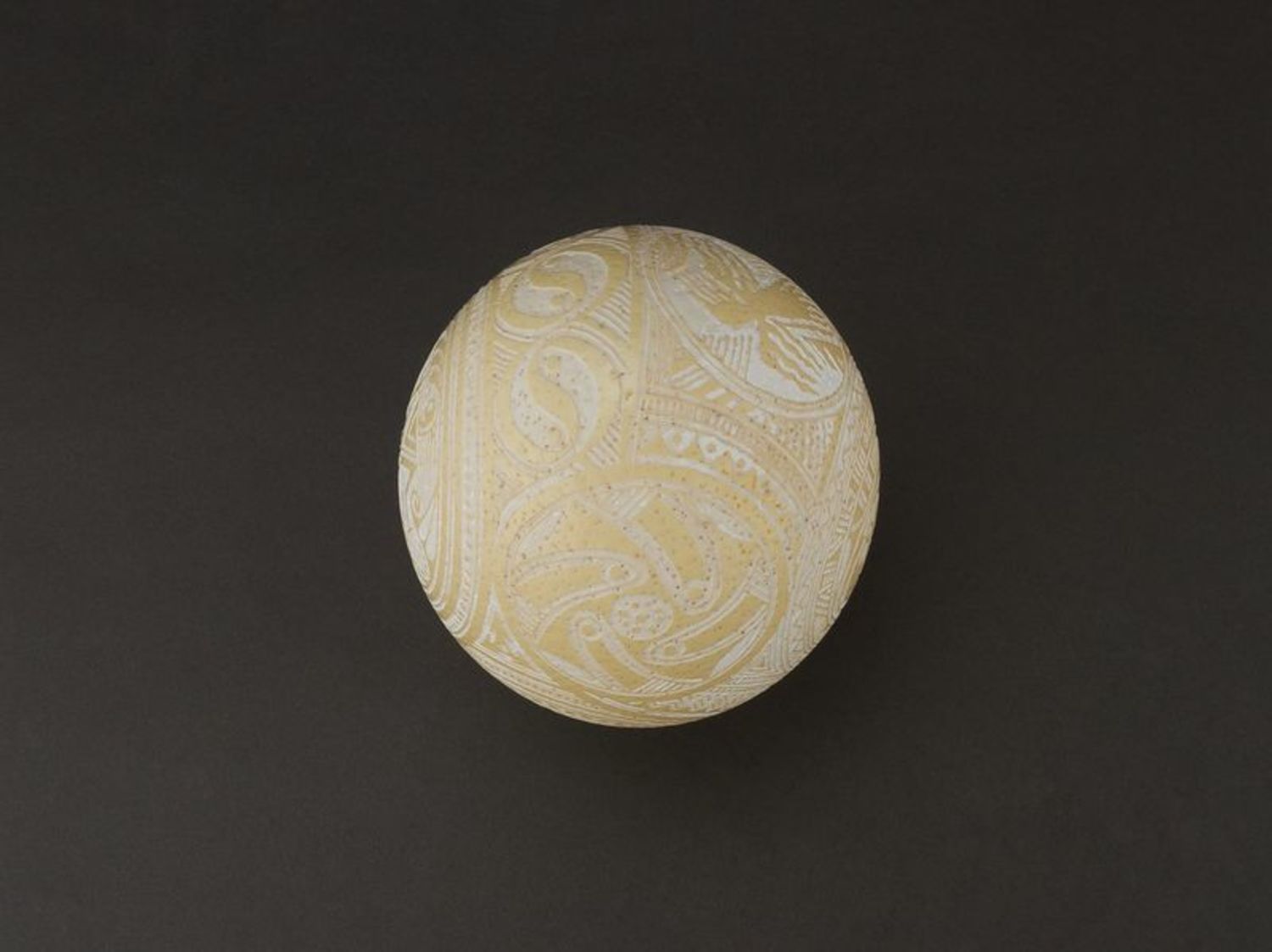 Decorative ostrich egg etched with vinegar photo 3