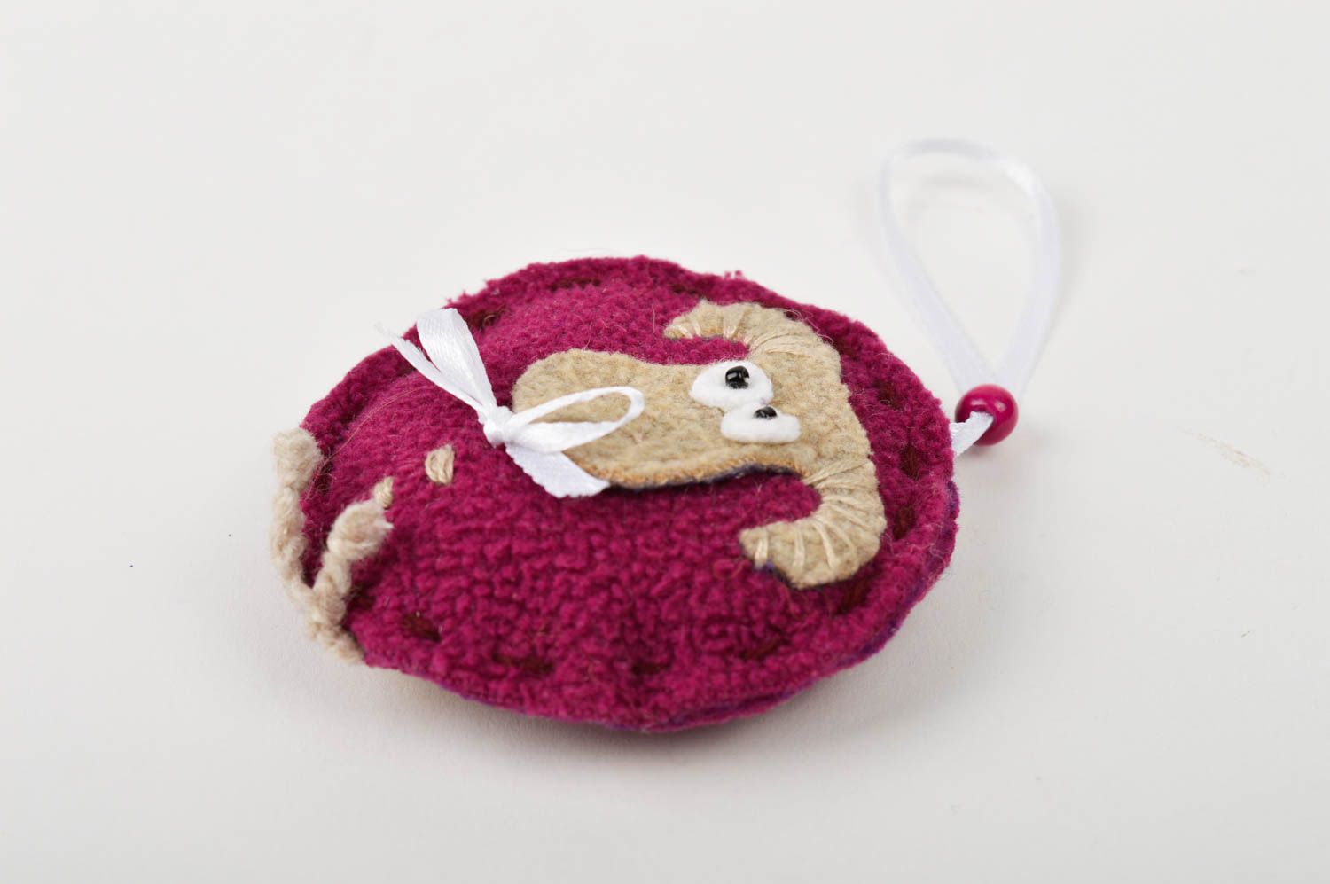 Porte-clé mouton violet Porte-clés fait main rond en tissu polaire Petit cadeau photo 3