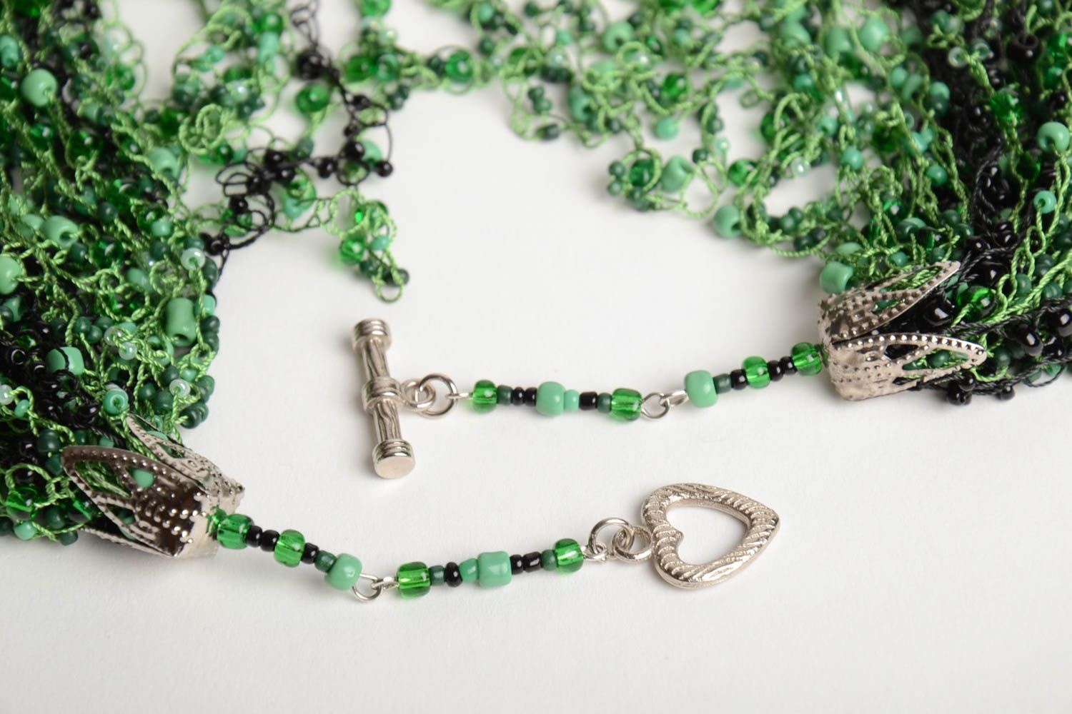 Collier vert en perles de rocaille tchèques fait main volumineux original photo 4