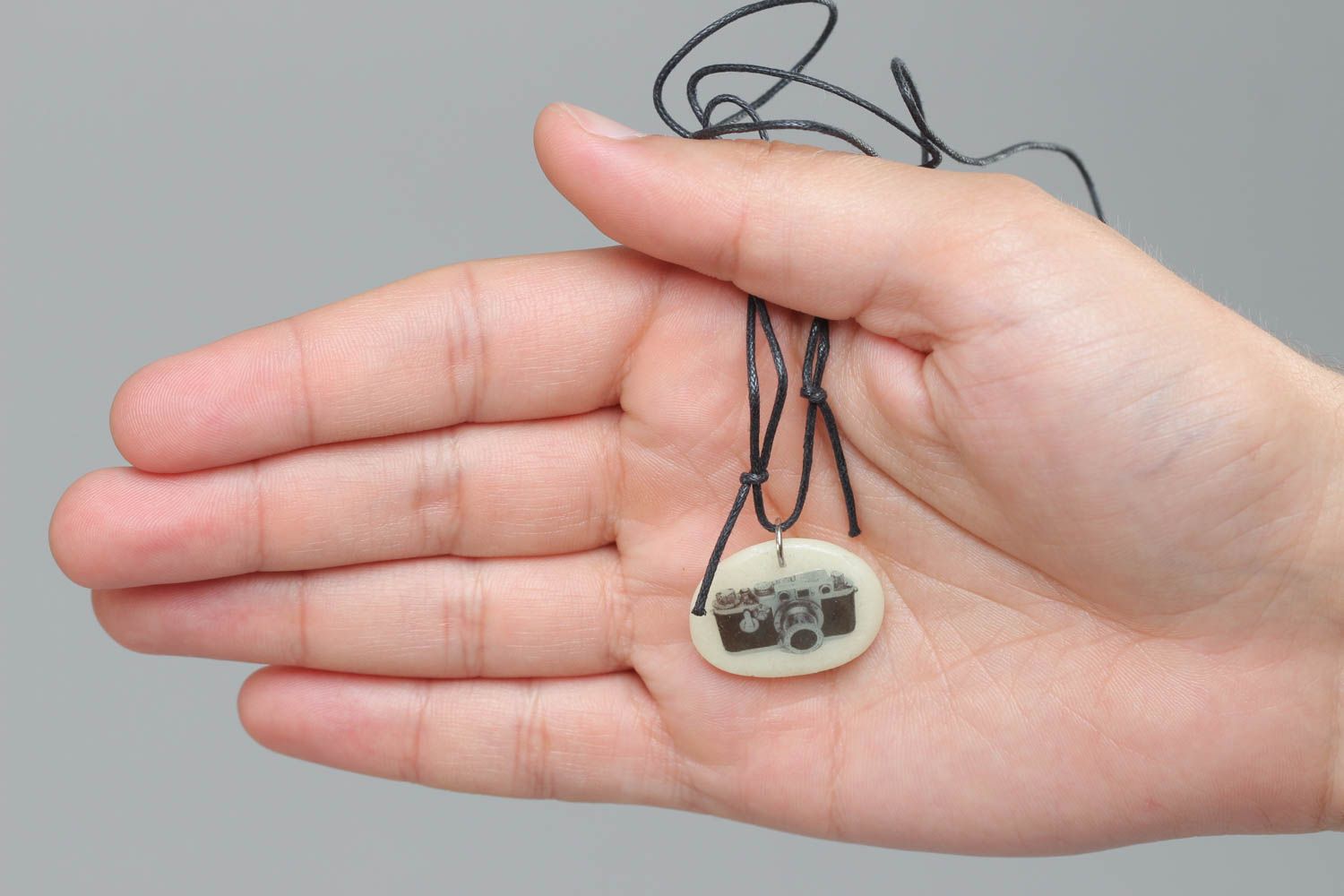 Handmade oval pendant made of polymer clay with the image of photo camera photo 5