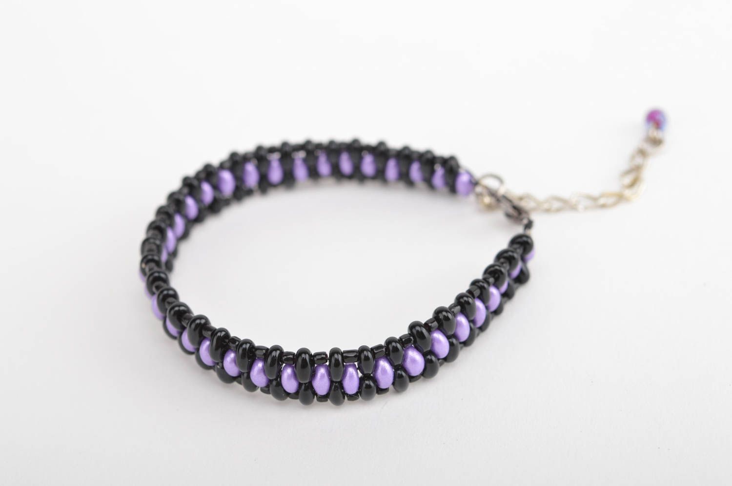 Schwarz lila Designer Armband aus Glasperlen und Rocailles handmade für Damen foto 4