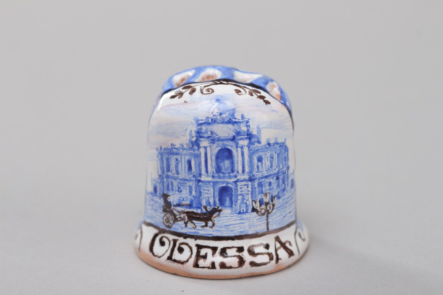 Dekorativer emaillierter bemalter handgemachter Fingerhut aus Ton Odessa für Souvenir foto 2