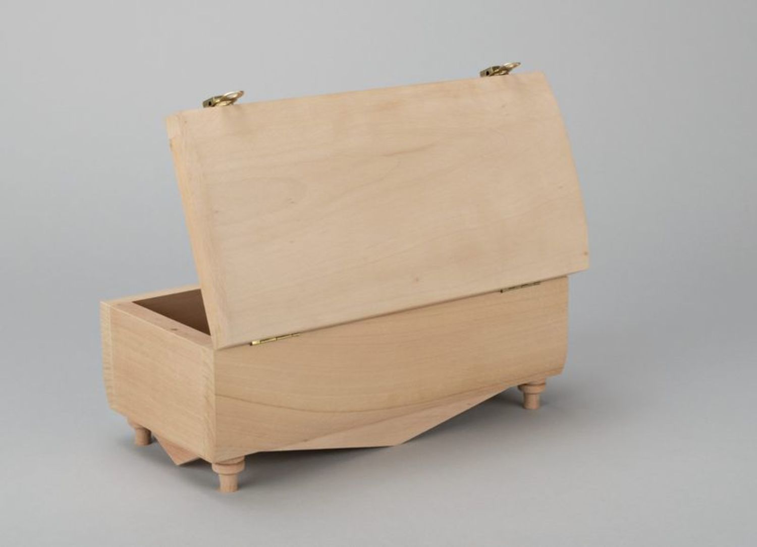 Modèle de la boîte en bois photo 5