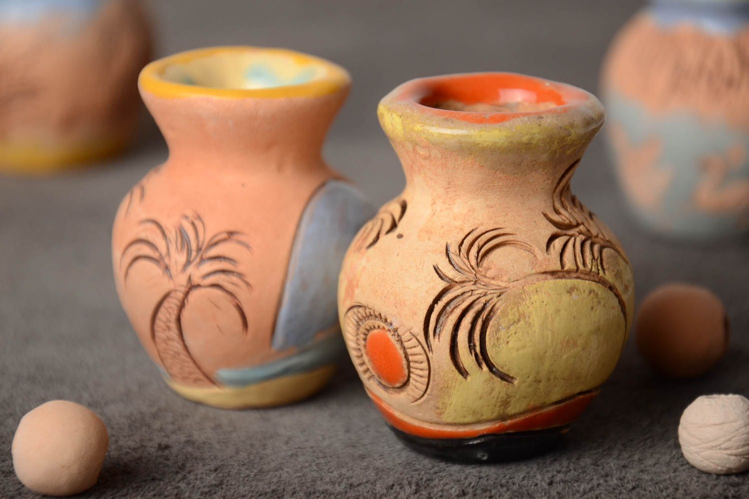 Juego de jarros decorativos artesanales de cerámica pintados 2 piezas  foto 1