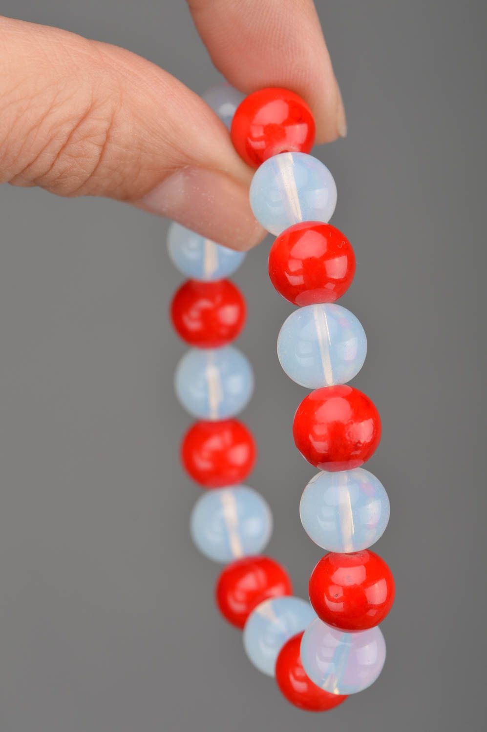 Bracelet en perles de fantaisie rouge et bleu fait main cadeau pour femme photo 5