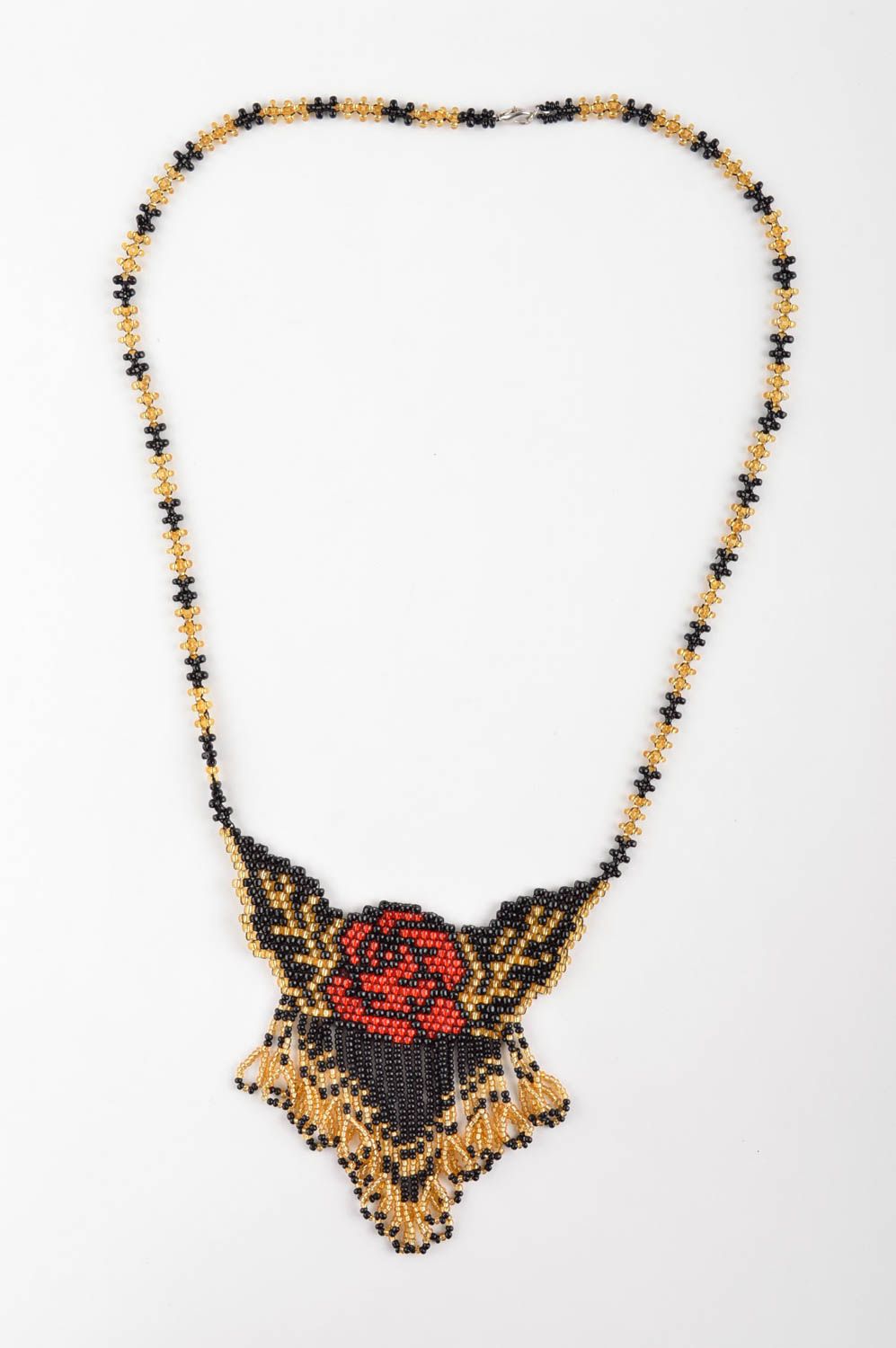 Collier en perles de rocaille Bijou fait main fleur rouge Accessoire femme photo 2