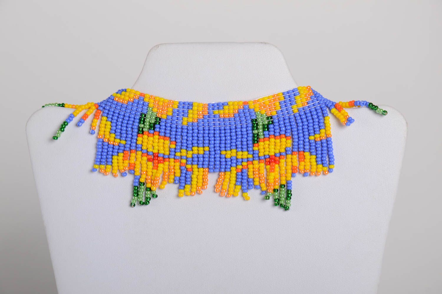 Ожерелье из бисера ручной работы разноцветное красивое плетеное авторское фото 2