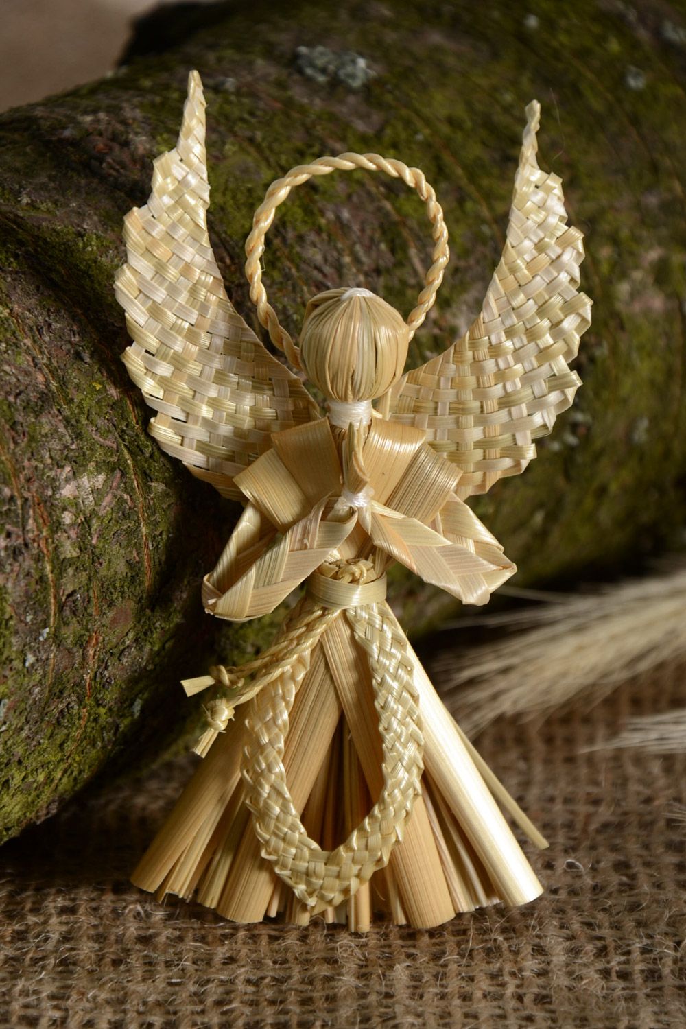 Homemade wall hanging decoration woven of straw guardian angel protective charm photo 1