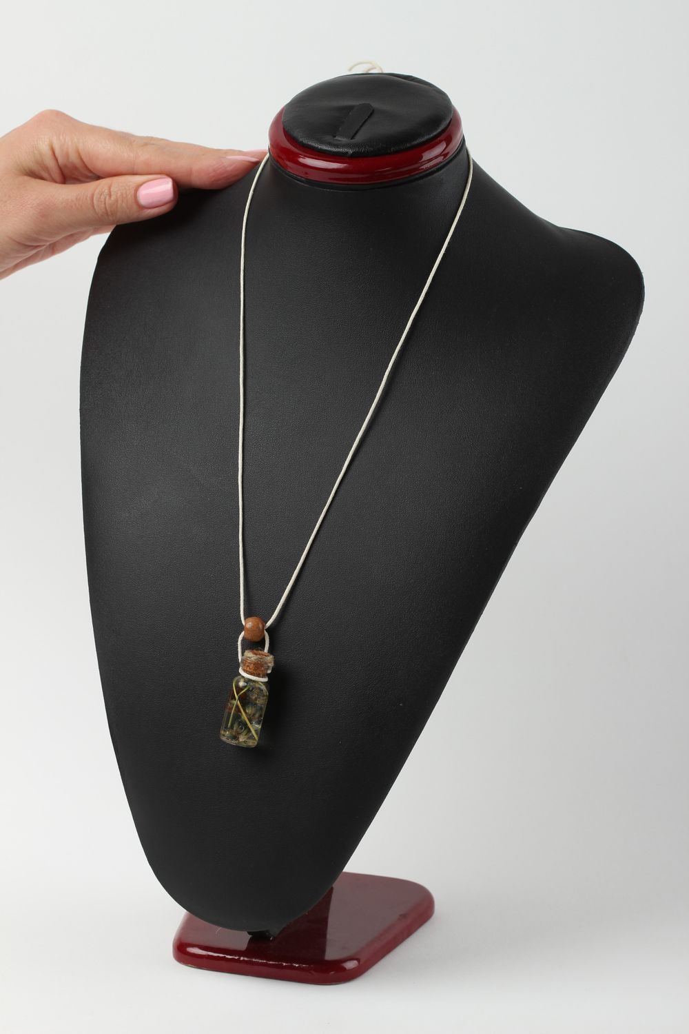 Handmade epoxy resin jewelry botanic pendant fashion jewelry present for girl photo 5
