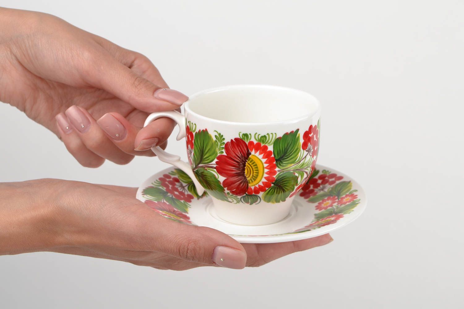 8 oz white porcelain teacup in bright floral red and green colors with handle and saucer photo 2