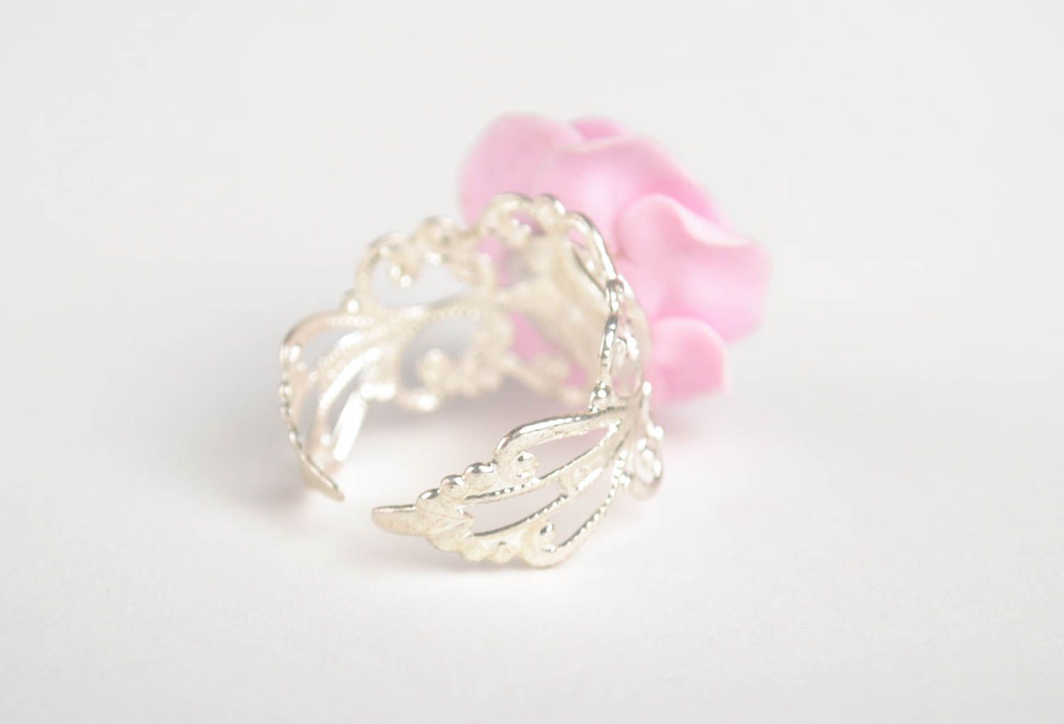Кольцо ручной работы украшение из полимерной глины перстень с розовым цветком фото 4