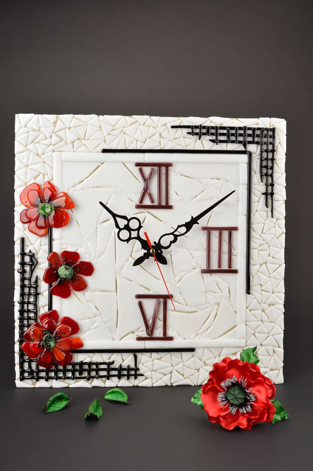 Designer Uhr Wand handgefertigt Haus Deko Wanduhr aus Glas weiß rot foto 1