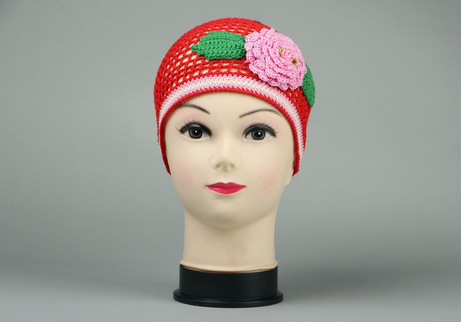 Crochet summer hat, red photo 1