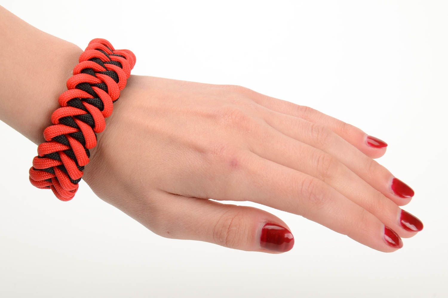 Red and black handmade wrist bracelet woven of American paracord photo 5