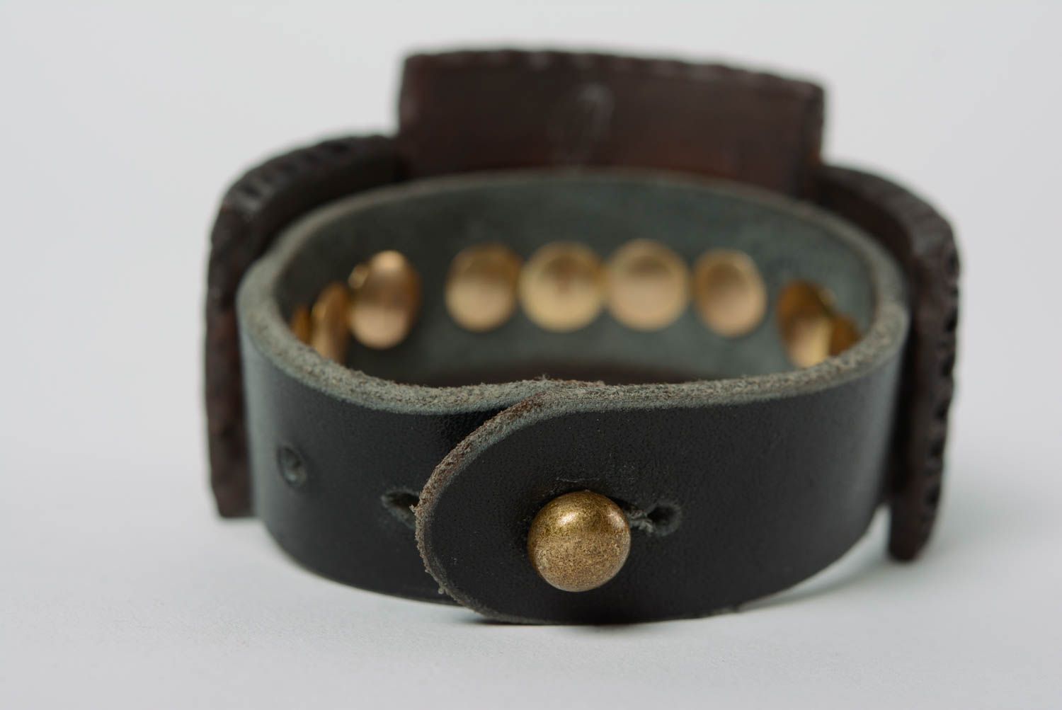 Large bracelet en céramique et cuir multicolore à motif géométrique fait main photo 5