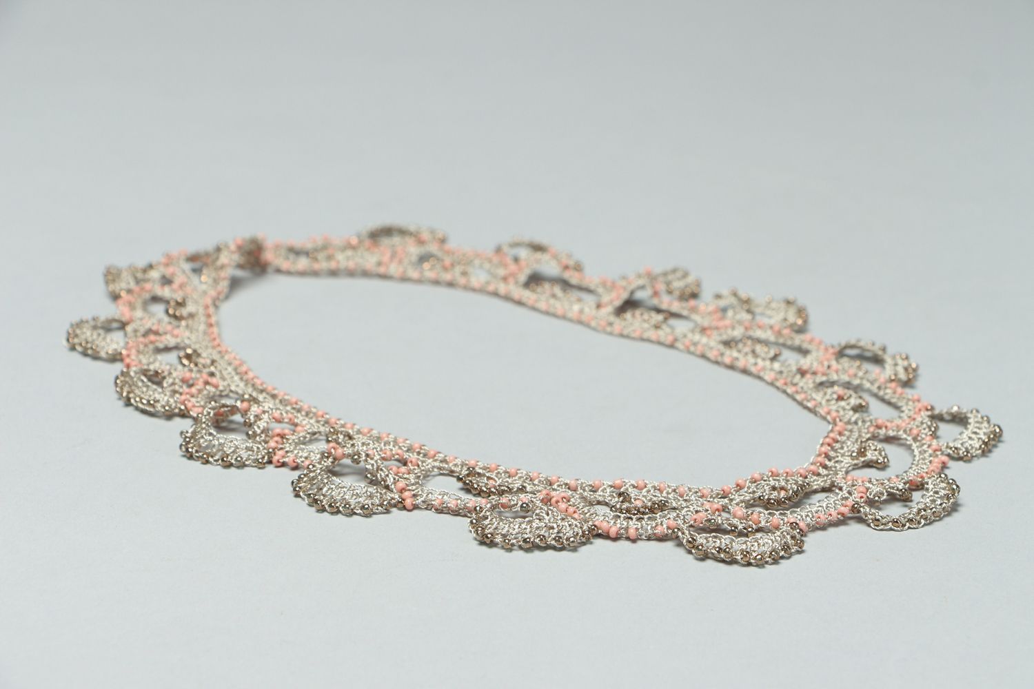Lacy crochet necklace with beads photo 3