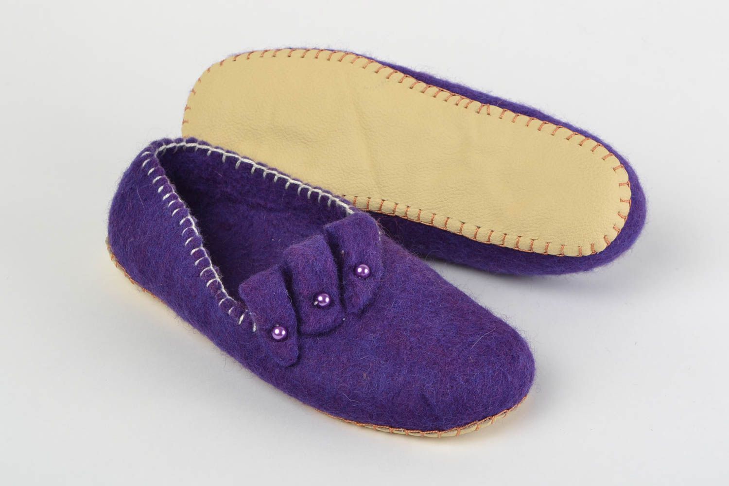 Purple stylish handmade decorative slippers for home made of natural wool photo 4