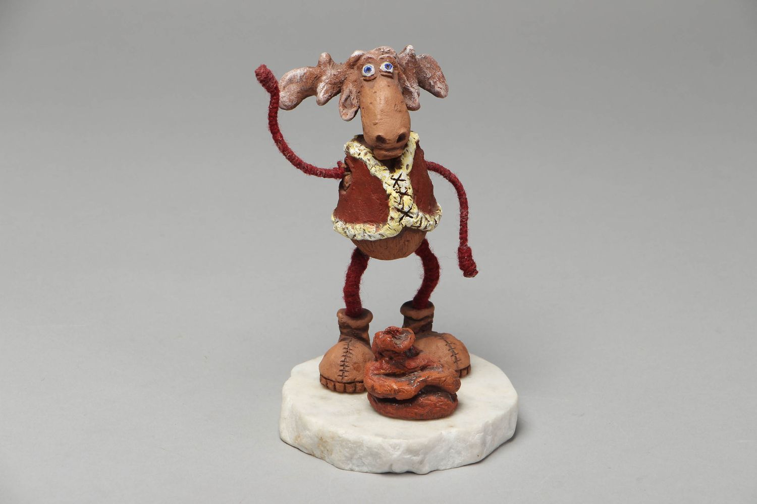 Ceramic elk figurine with holder photo 1