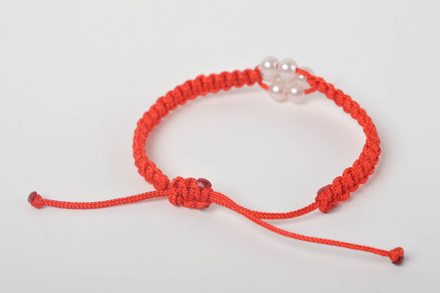 Bracelet textile Bijou fait main rouge tressé fin design original Cadeau femme photo 5