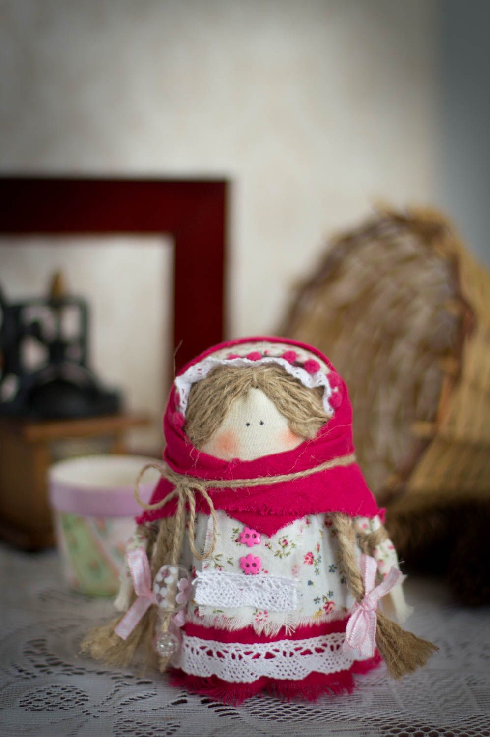 Interessante Designer Ethno Puppe aus Textil mit Korn handgeschaffen grell toll foto 1