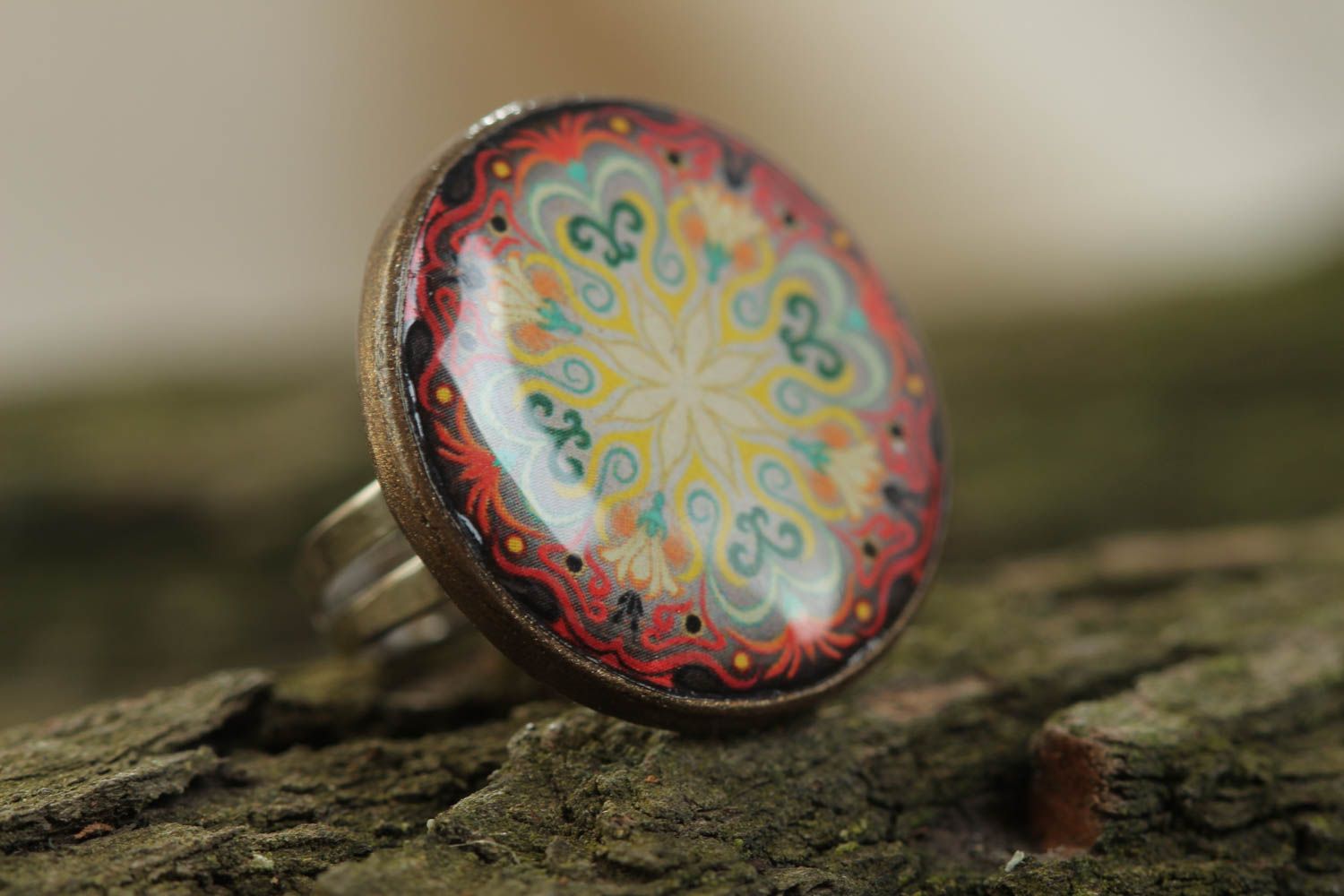 Runder Ring aus Glasur und Polymer Ton stilvoll groß mit Muster Handarbeit Frauen foto 1