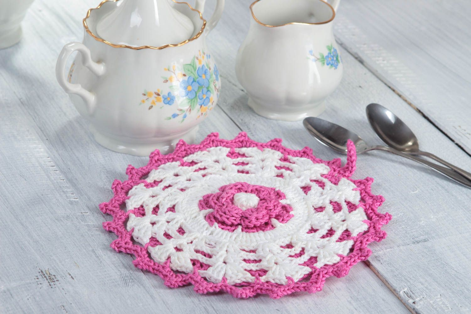 Beautiful round pot holder handmade crochet potholder kitchen utensils photo 1