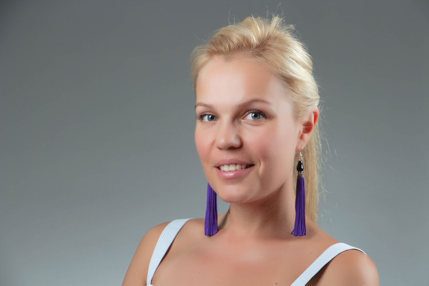 Earrings with fringe violet photo 4