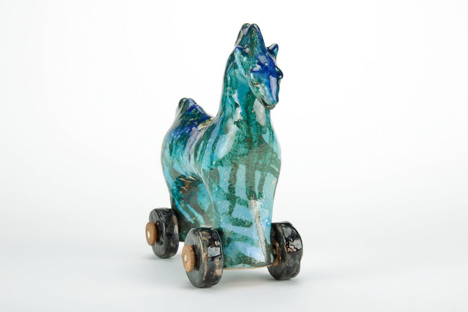 Pferd Figurine aus Keramik  foto 4
