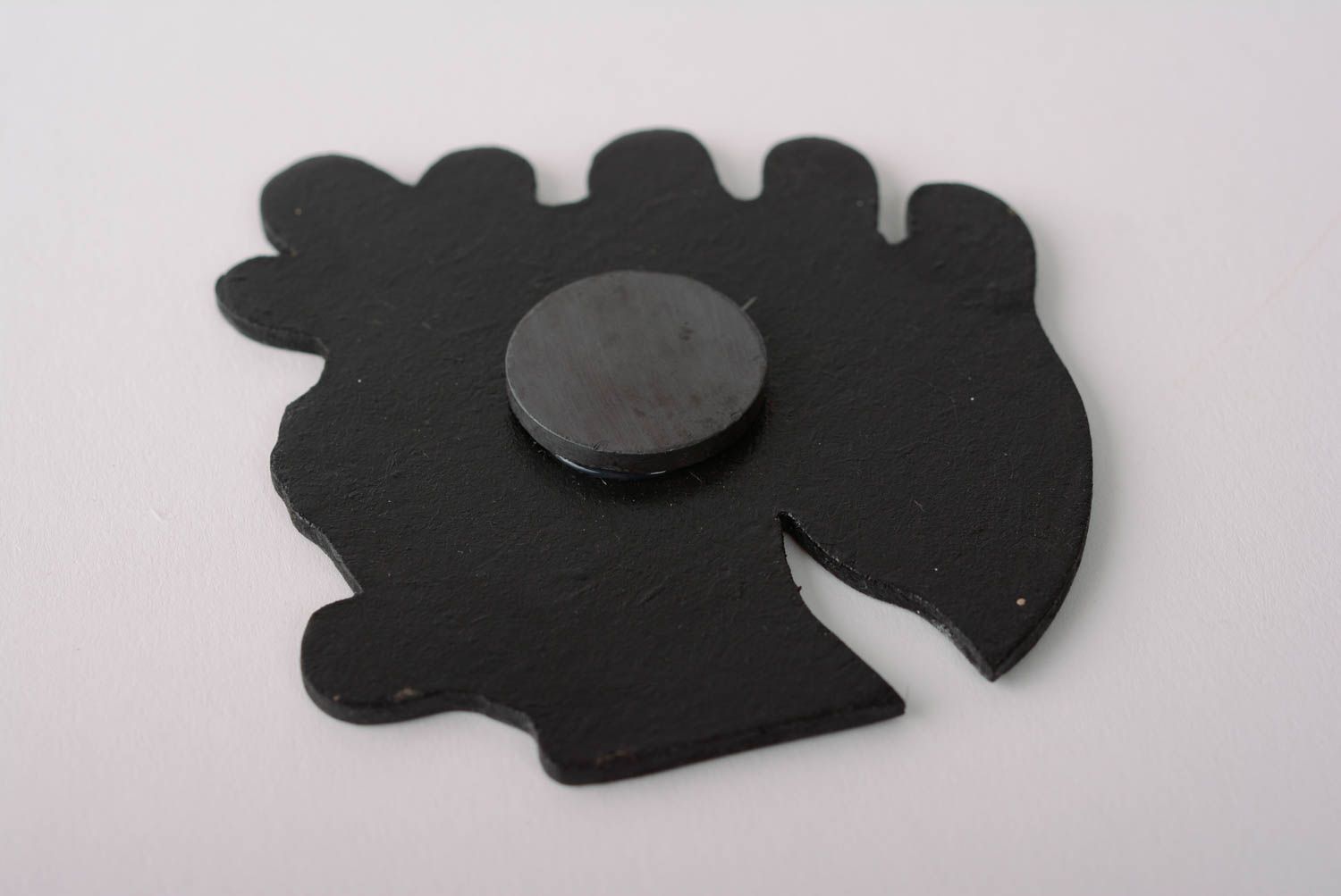 Magnet pour frigo Poisson noir à motif multicolore en bois original fait main photo 4