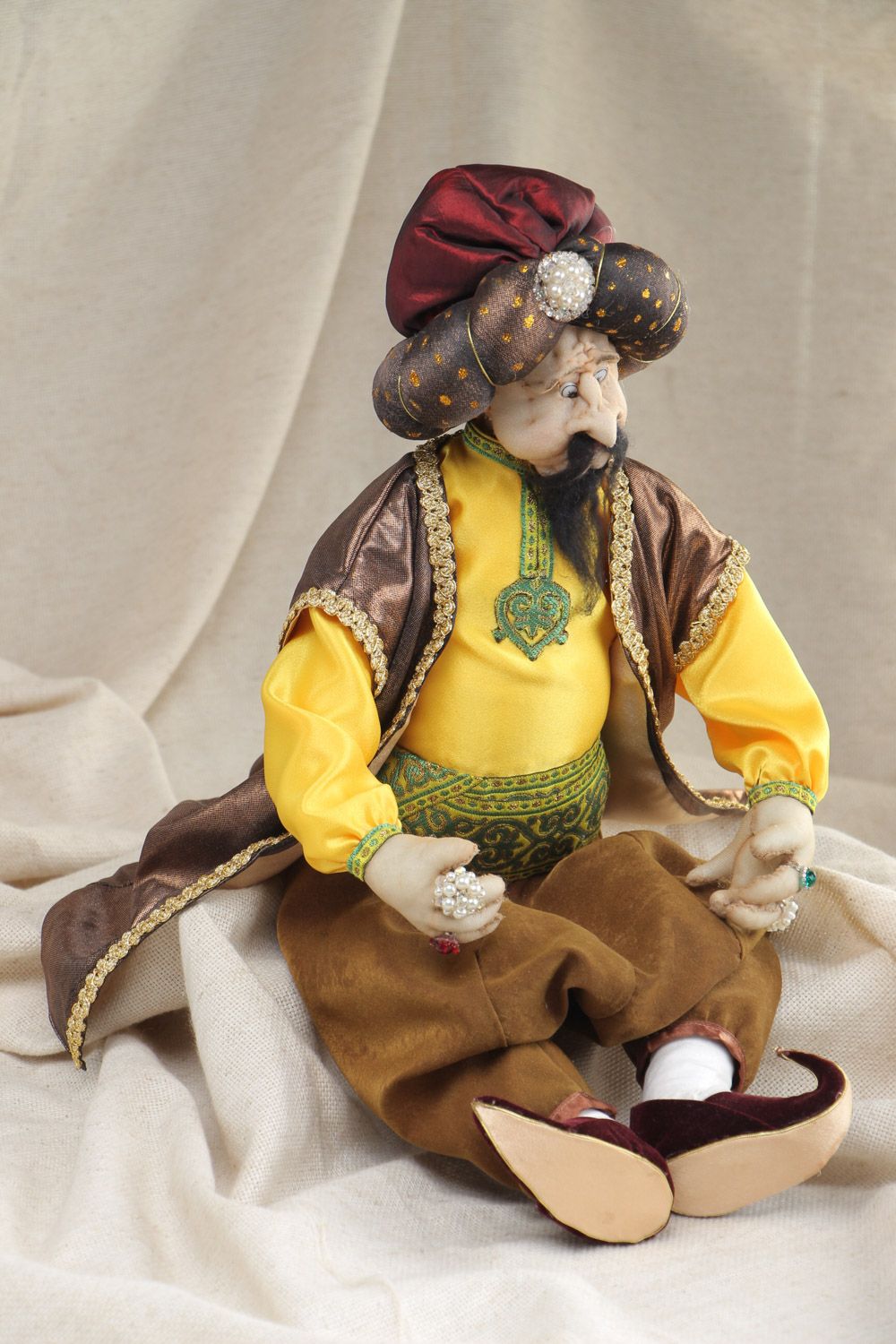 Handgemachte Interieur Puppe Sheikh aus Kapron mit Polyester Füllung im orientalischen Stil foto 1