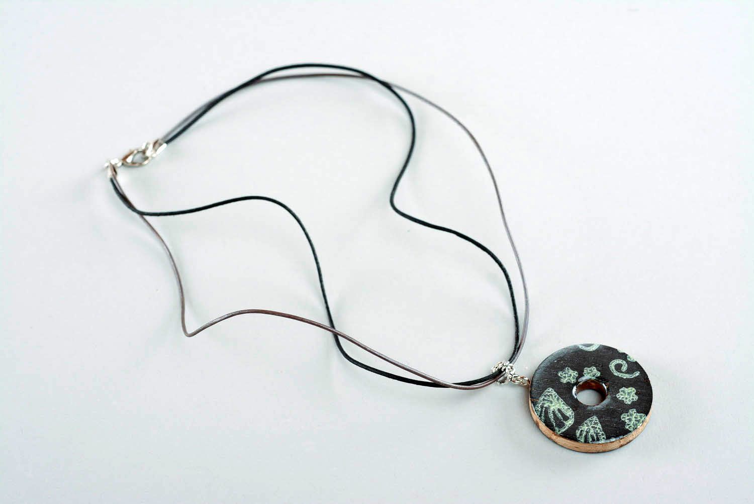 Double-sided pendant with ornament  photo 3