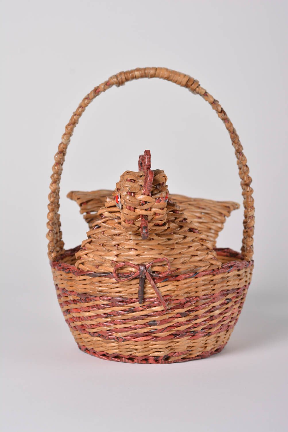Beautiful handmade woven basket paper basket newspaper craft room decor ideas photo 2