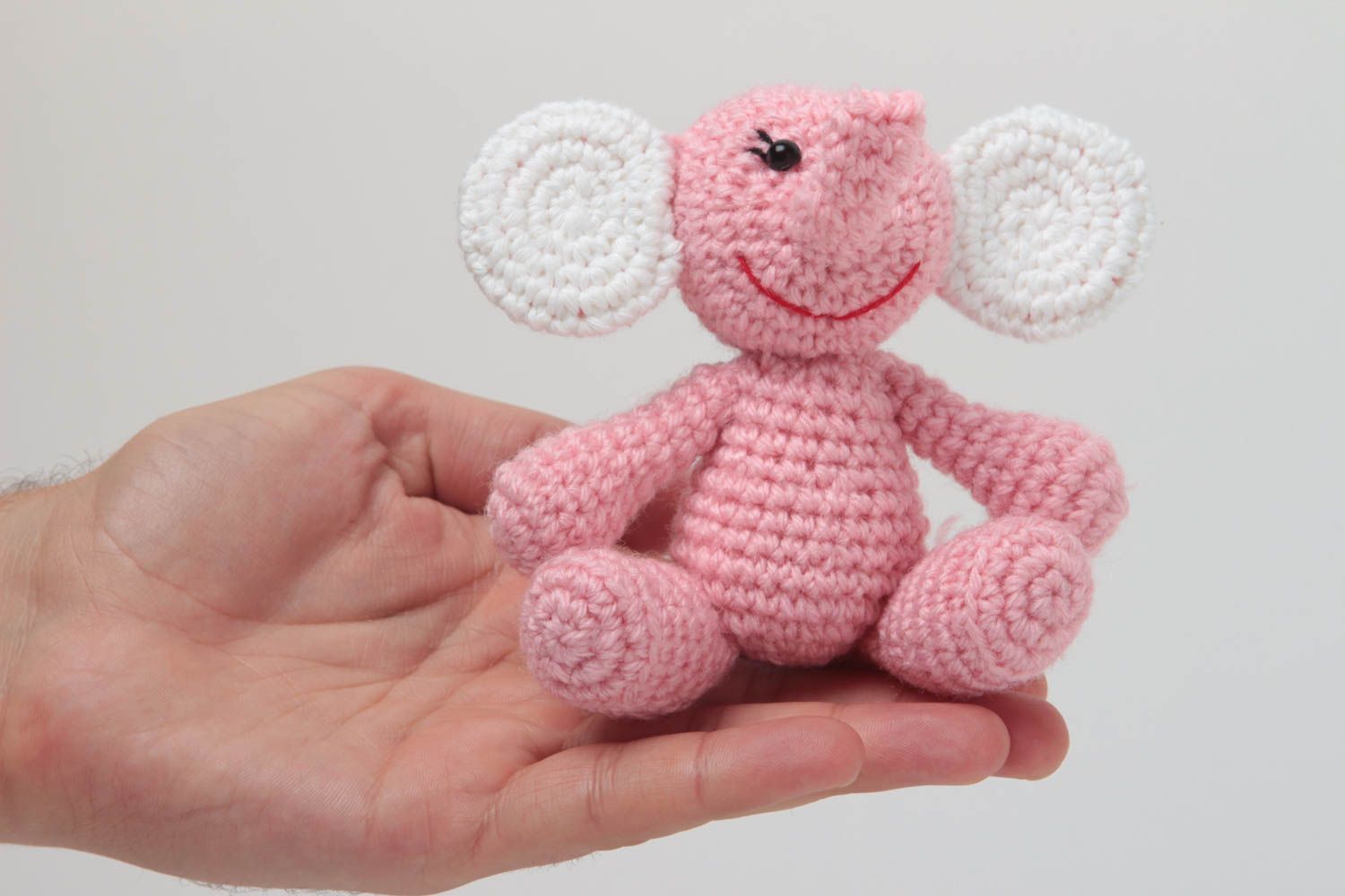 Вязаная игрушка слоник игрушка ручной работы мягкая игрушка слоненок розовая фото 5