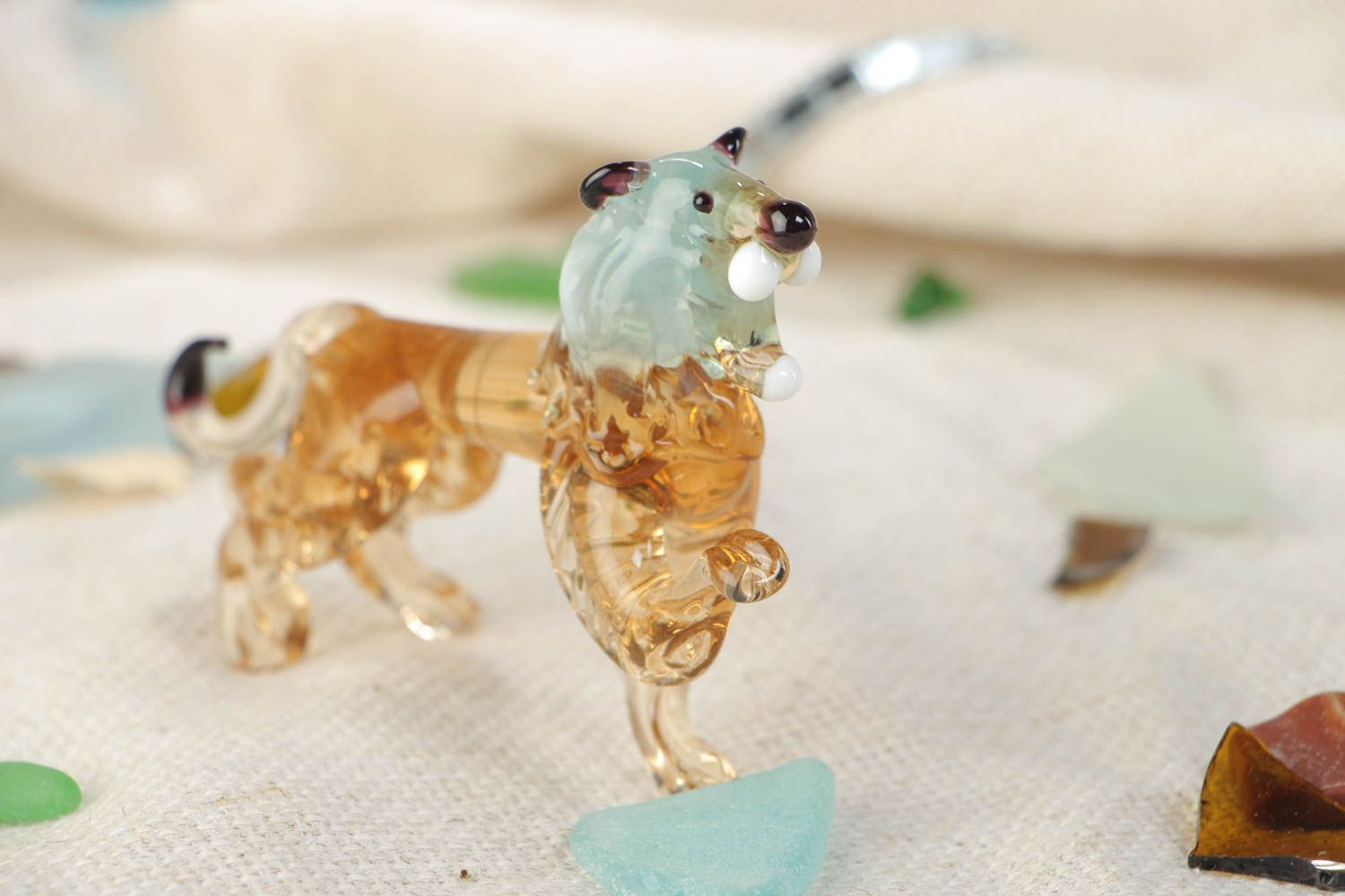 Handmade designer collectible lampwork glass miniature animal figurine of lion photo 1