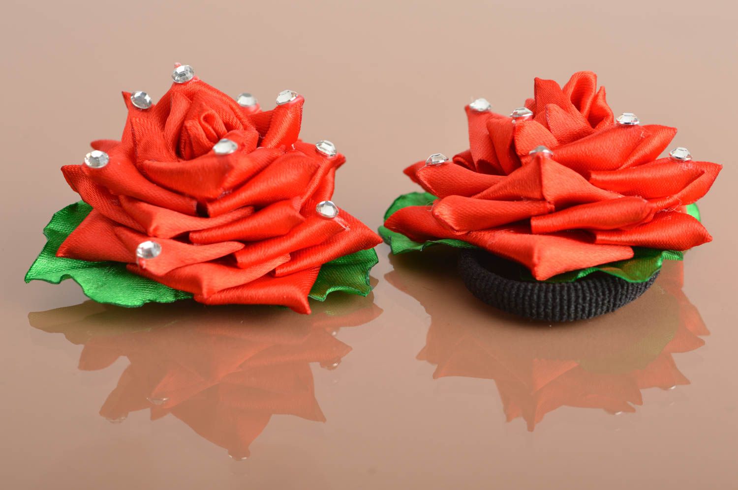 Red handmade beautiful hair ties in shape of flowers for kids set of two items photo 5