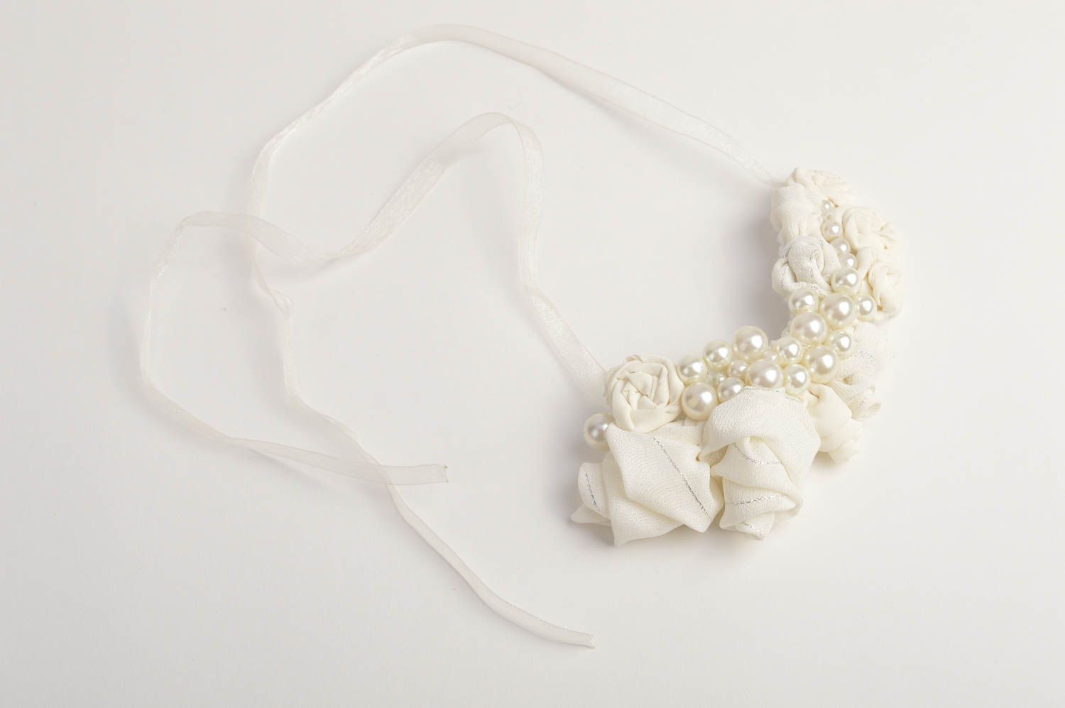 Collier textile blanc Bijou fait main Accessoire femme mousseline de soie photo 2