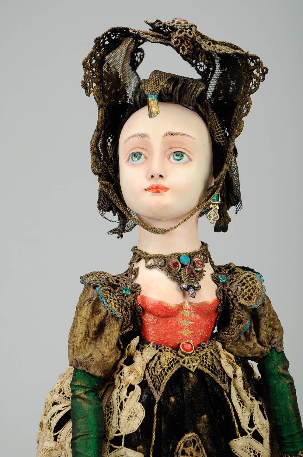Designer's Doll with Musical Mechanism photo 3