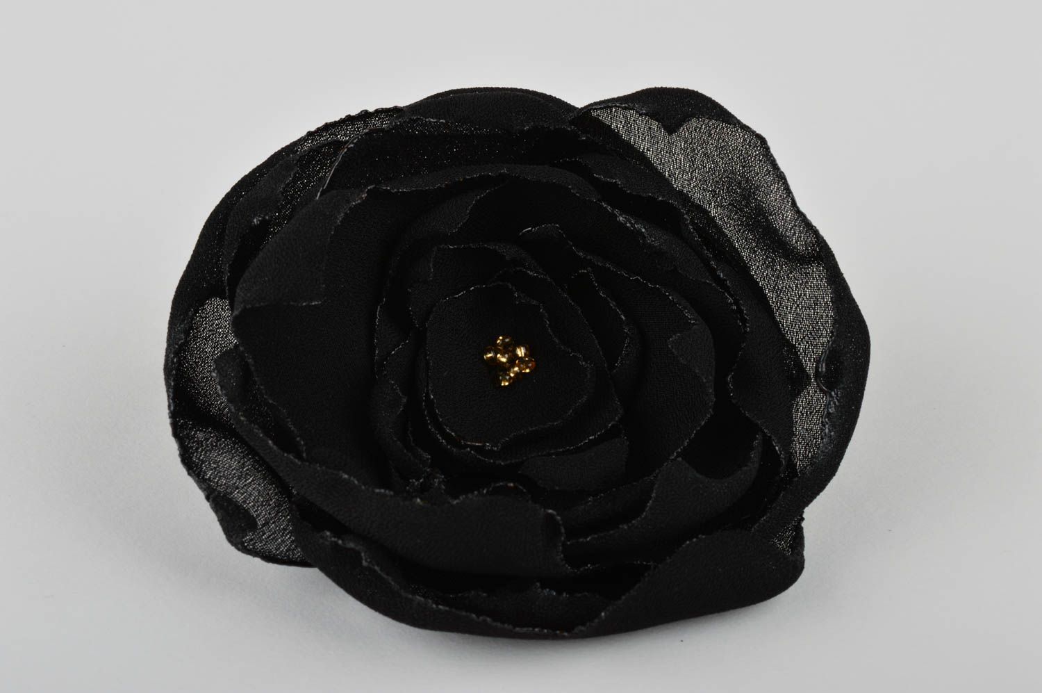 Broche fleur noire fait main Bijou fantaisie tissu Accessoire femme original photo 1