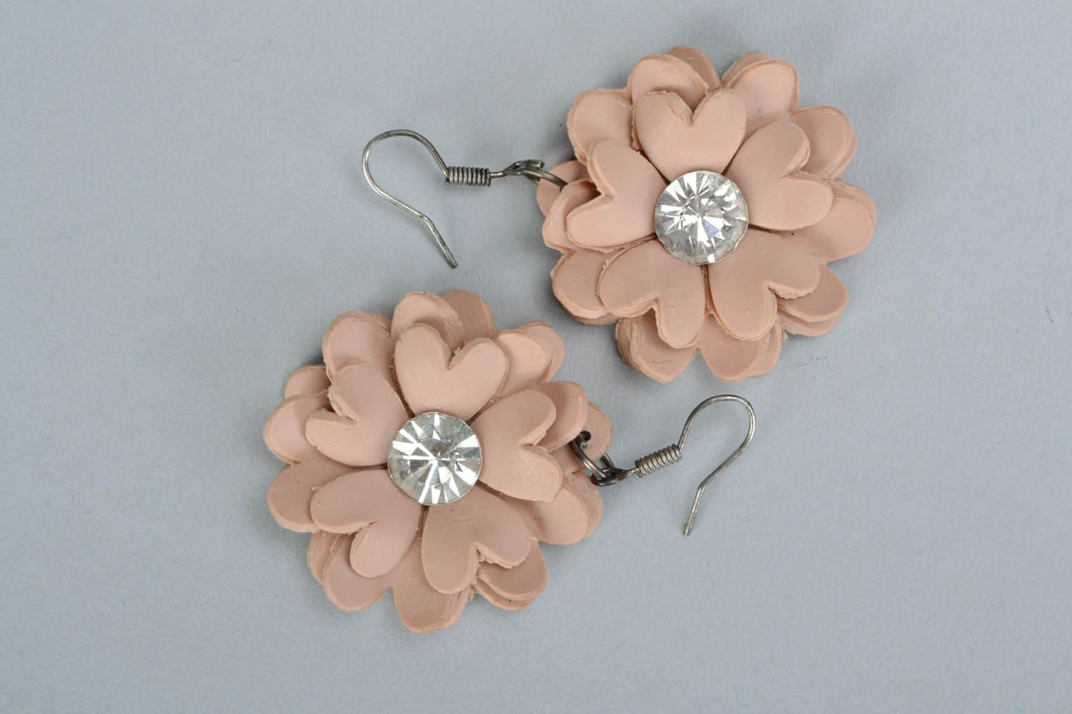 Polymer clay earrings in the shape of flowers photo 2