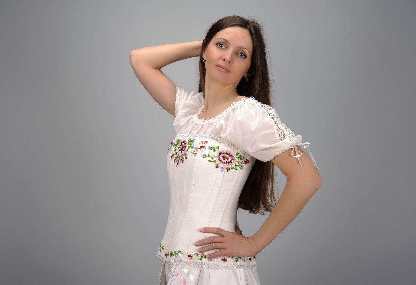 Ensemble blouse, corset, jupe en style ethnique photo 2