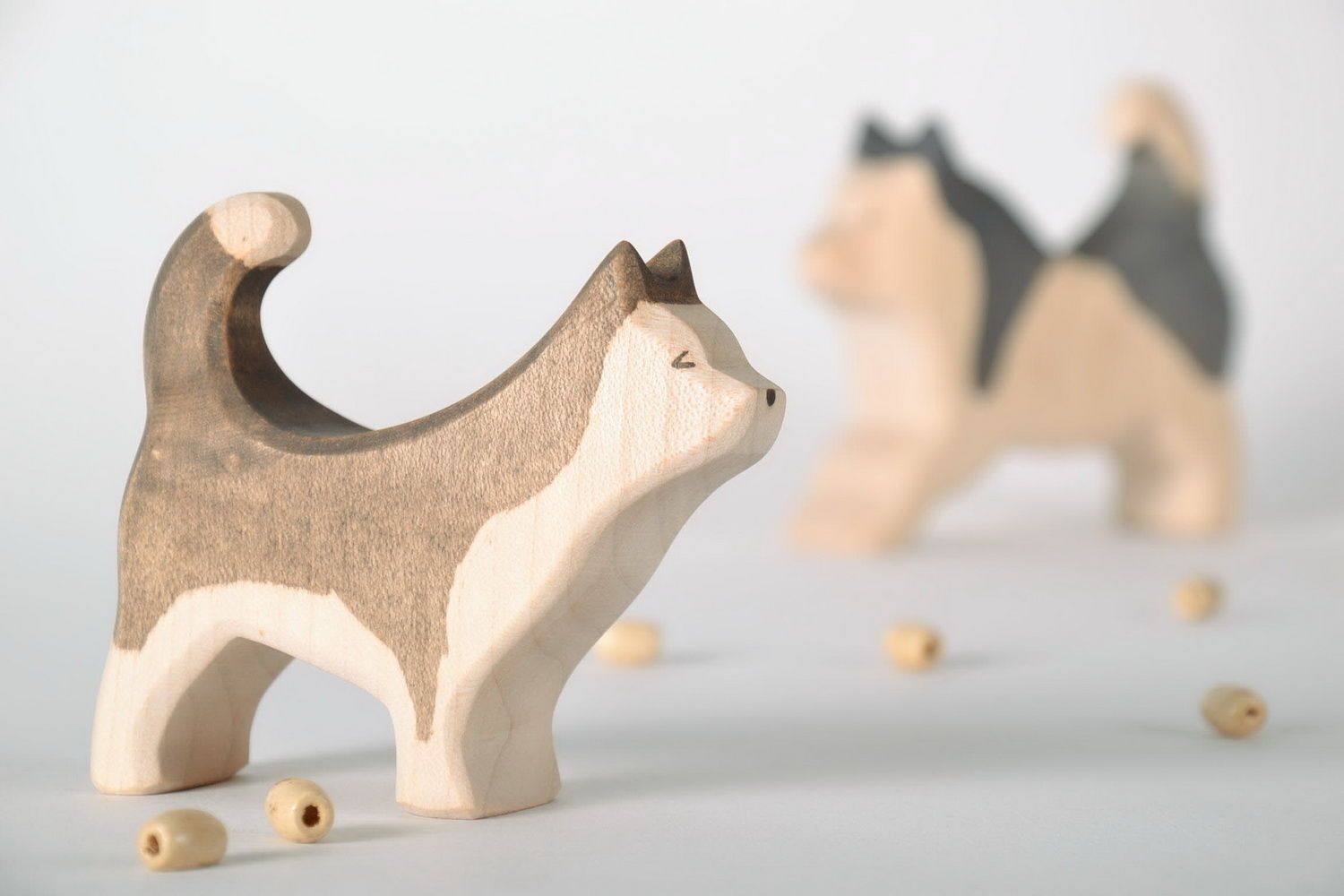 Figurine cut out from wood Husky photo 1