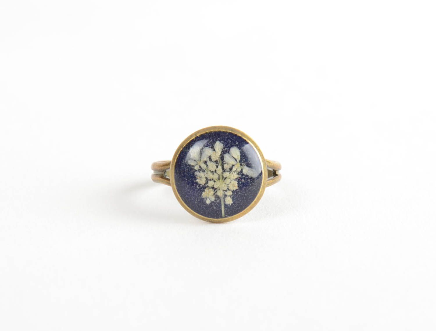 Stilvoller runder Blumen Ring mit Epoxidharz blau Künstler Handarbeit foto 3