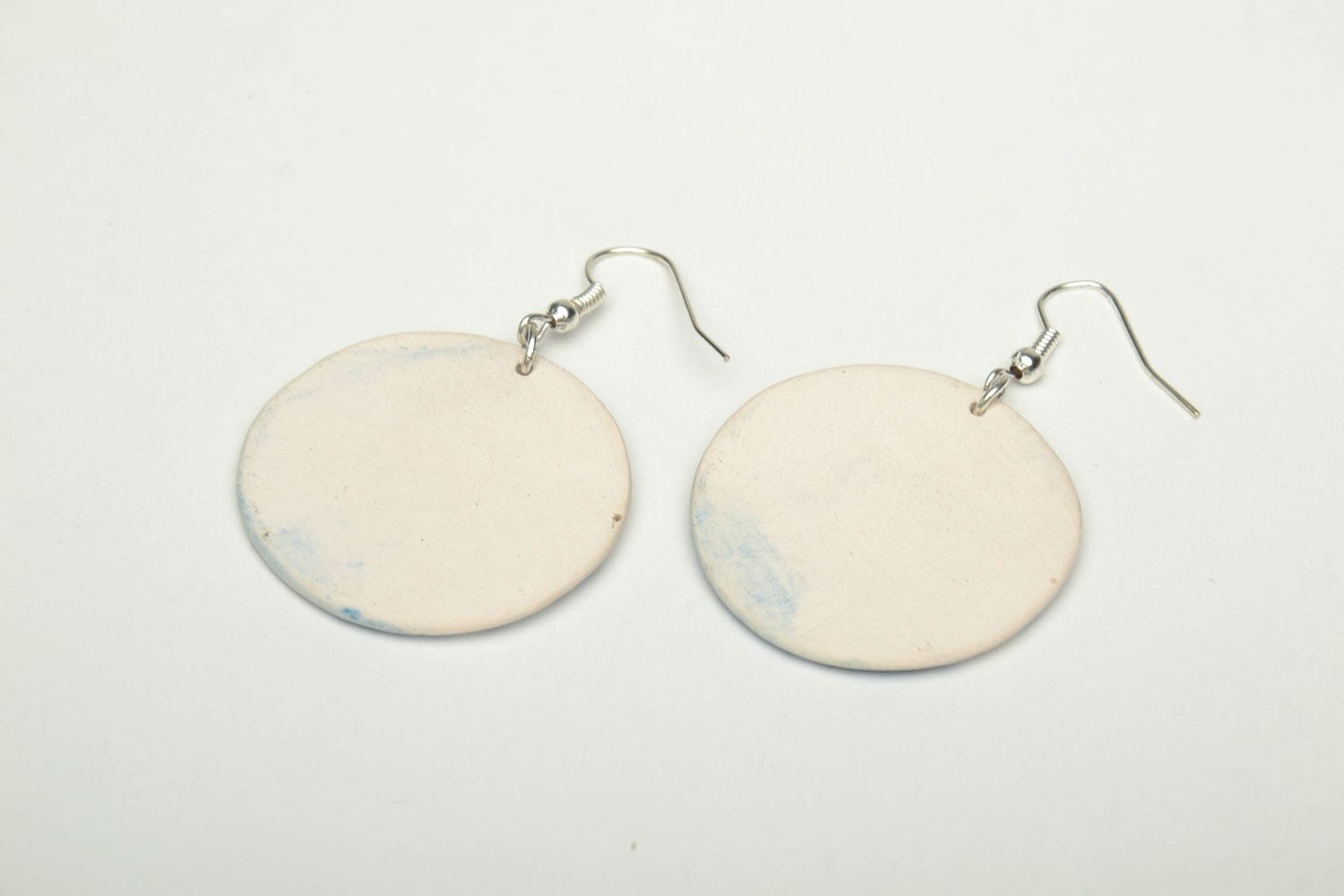 Round ceramic earrings painted with enamels photo 4